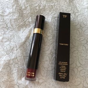 Tom Ford lip lacquer liquid patent